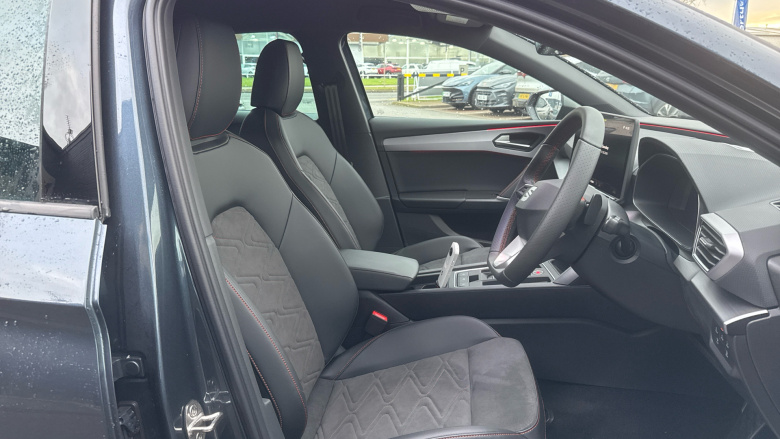 SEAT Leon 1.5 eTSI 150 FR Sport 5dr DSG [DAP] Petrol Hatchback